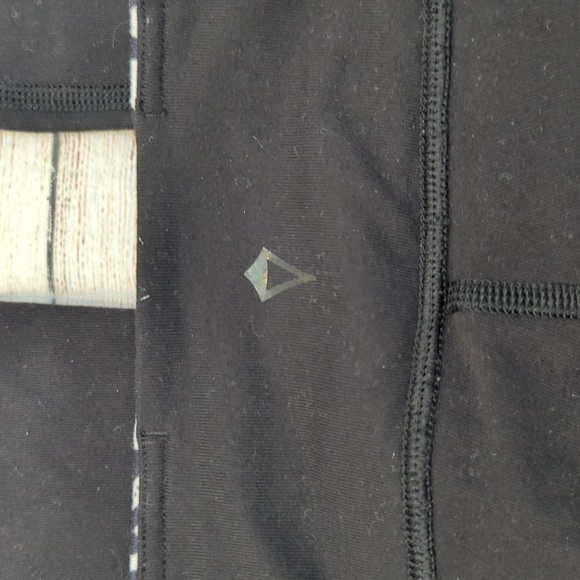 Ivivva Black Leggings With Wide Leg - Picture 4 of 5